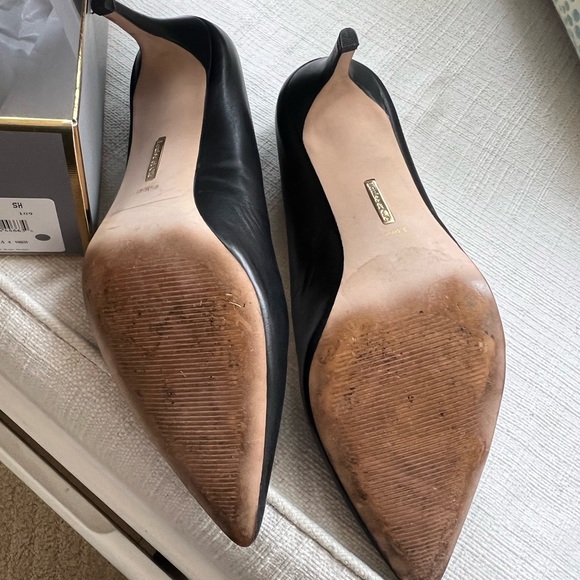 Louise et Cie Lo-Jordyna Pointed Toe Pump - size 9.5 - EUC - 2.5” heel Black - Picture 4 of 6